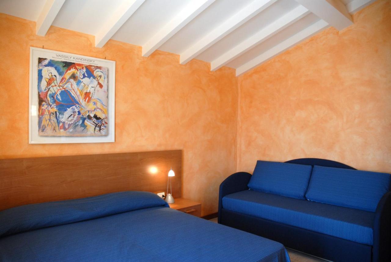 Acqua Di Mare Bed & Breakfast Бордихера Екстериор снимка